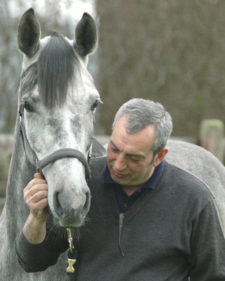 Mehr über den Artikel erfahren Neuer Service- & Zuchtberater Stratos Protogeros